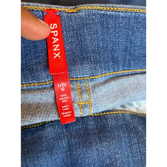 SPANX Vintage Indigo Jeans Flare Large Petite LP Wide Leg Inseam 28" Front Seam - Picture 6 of 9